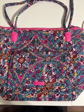 Vera Bradley “Kaleidoscope”Quilted Tote. 17”w x 14”h x 5.5”d